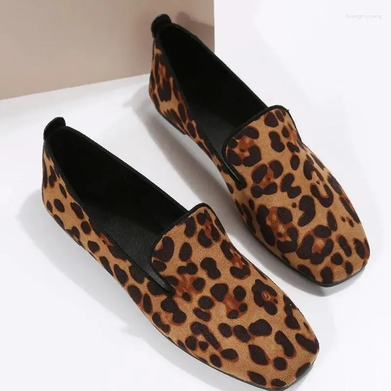 Leopard Flat Shoes™
