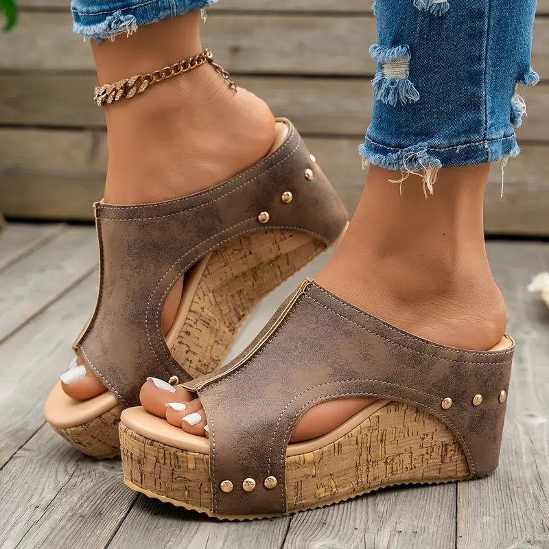 Chic Cork Wedge Sandals™