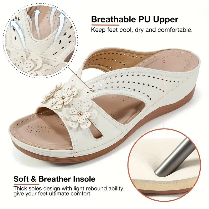 Daisy Wedge Sandals™