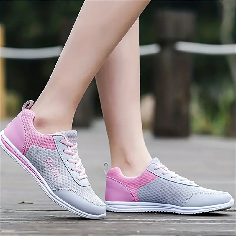 Beatrice Glide Sneakers™