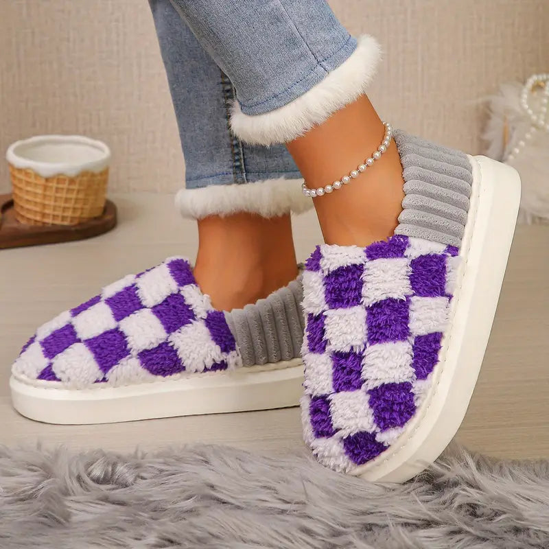 Checkered Plaid Cozy Slipper™