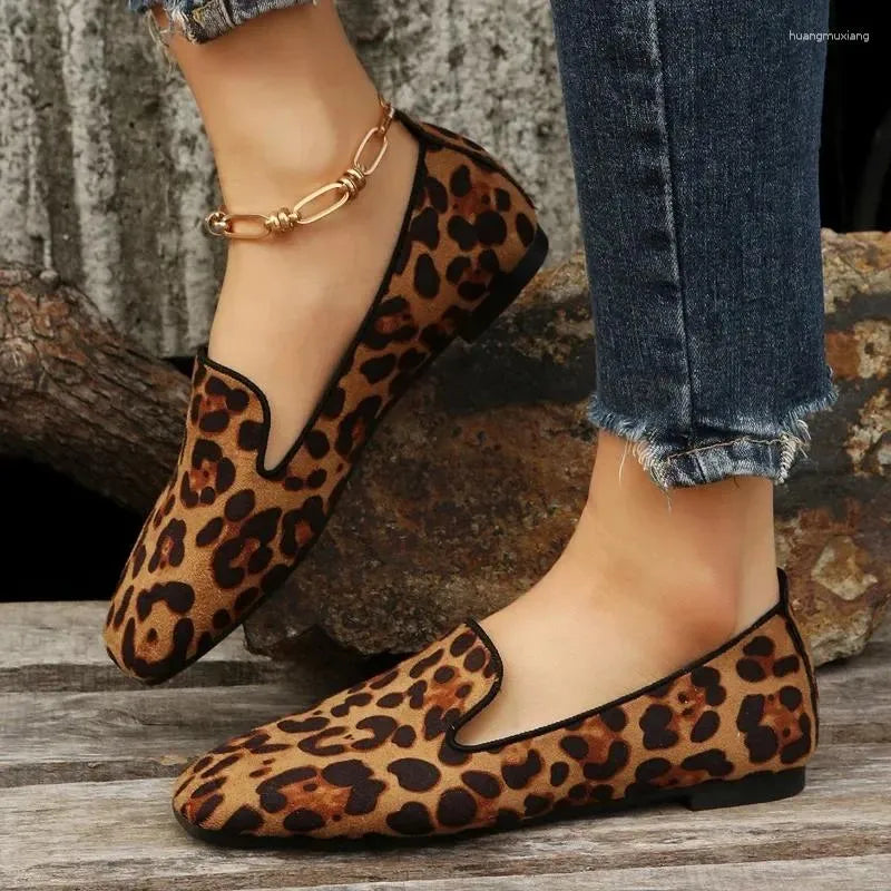 Leopard Flat Shoes™