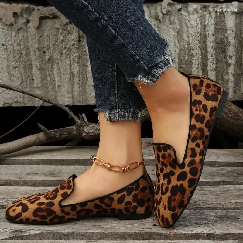 Leopard Flat Shoes™
