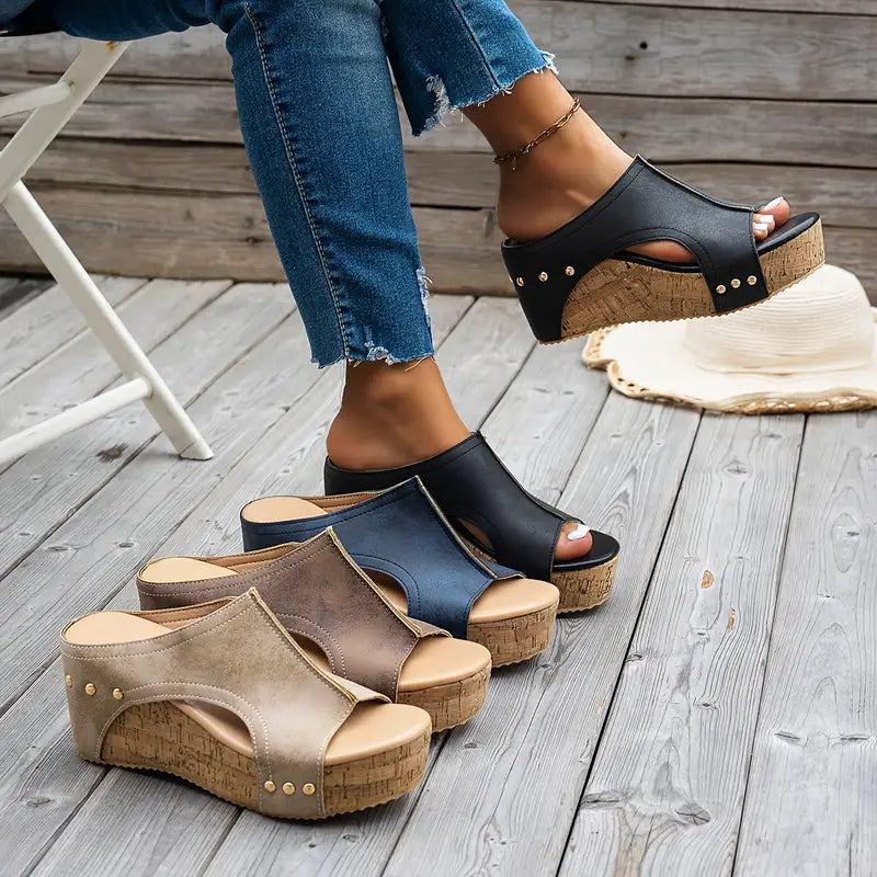 Chic Cork Wedge Sandals™