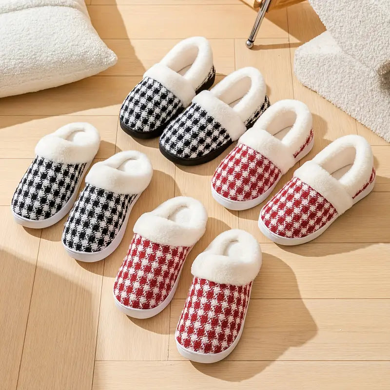 Houndstooth Slippers™