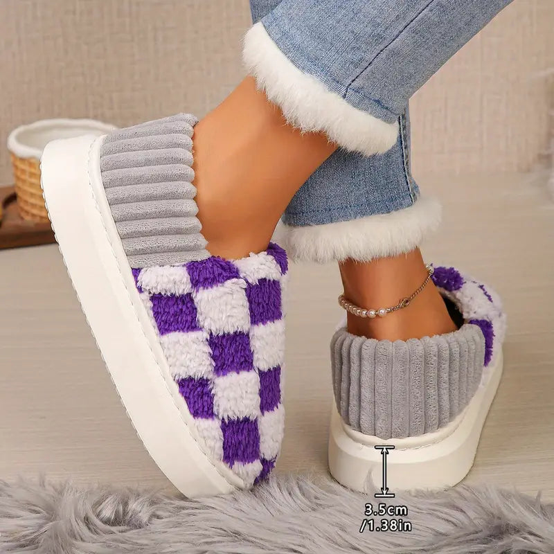 Checkered Plaid Cozy Slipper™