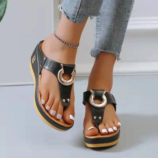 Ring Wedge Sandals™