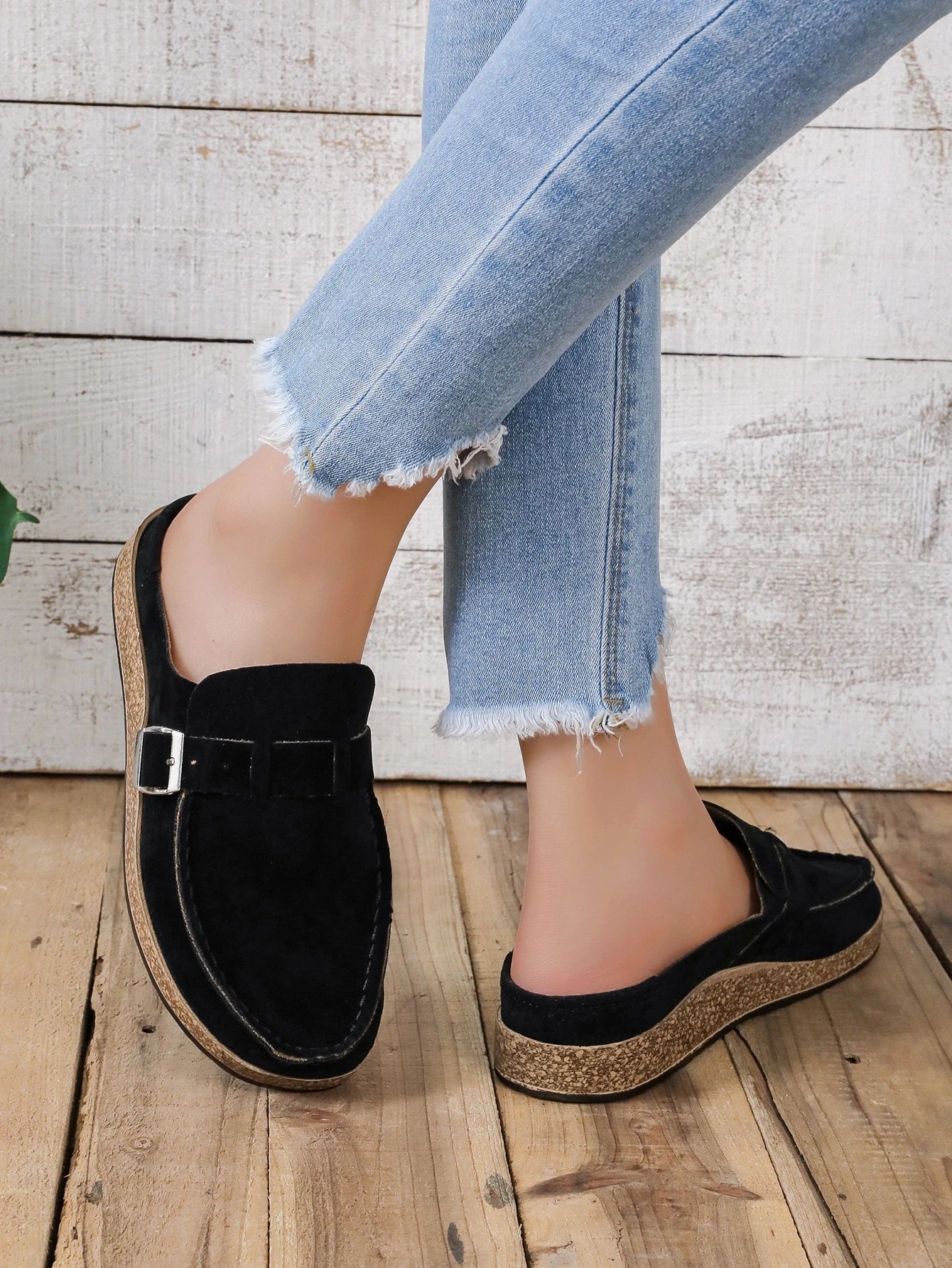 Evelyn Buckle Mules™