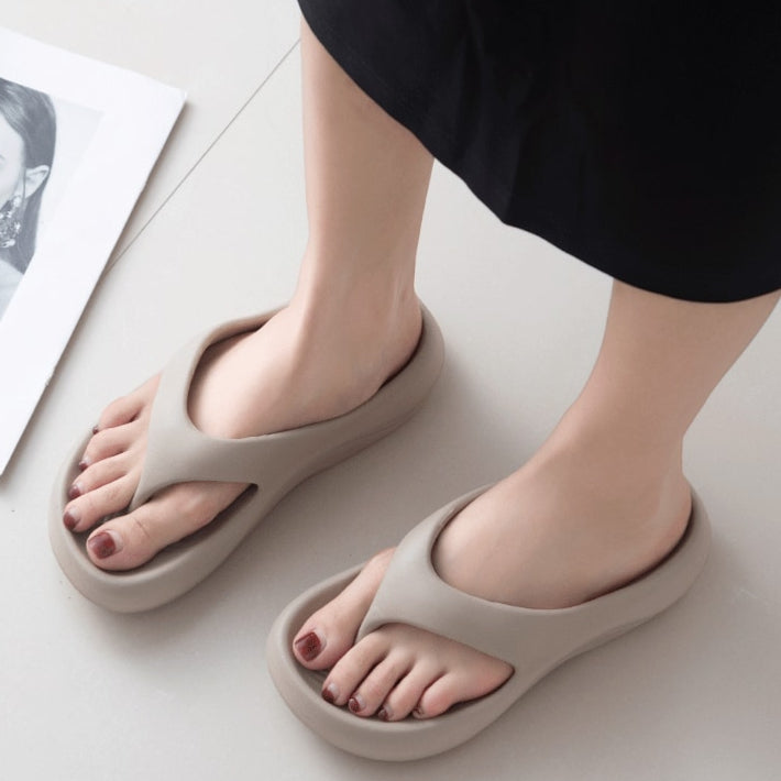 SoftWalk Cloud Flipflops™
