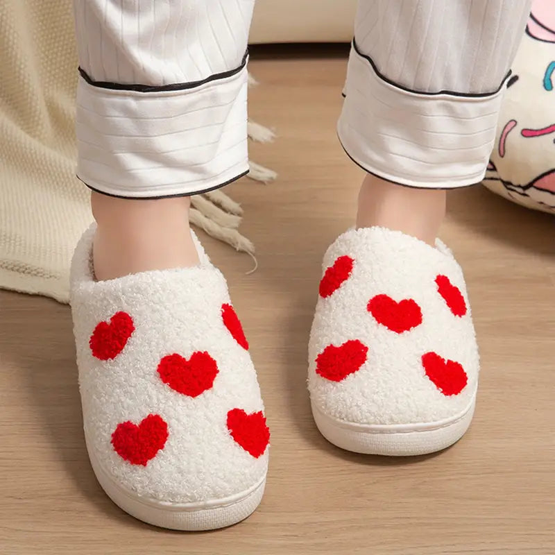 Heart Pattern Slippers™