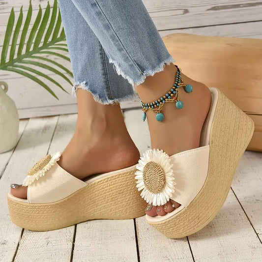 Marigold Bloom Wedges™