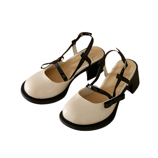 Bianca Gloss Bow Sandals™