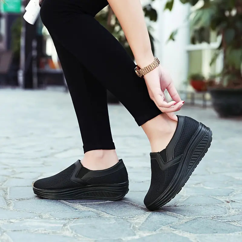 Gertrude Lift Sneakers™