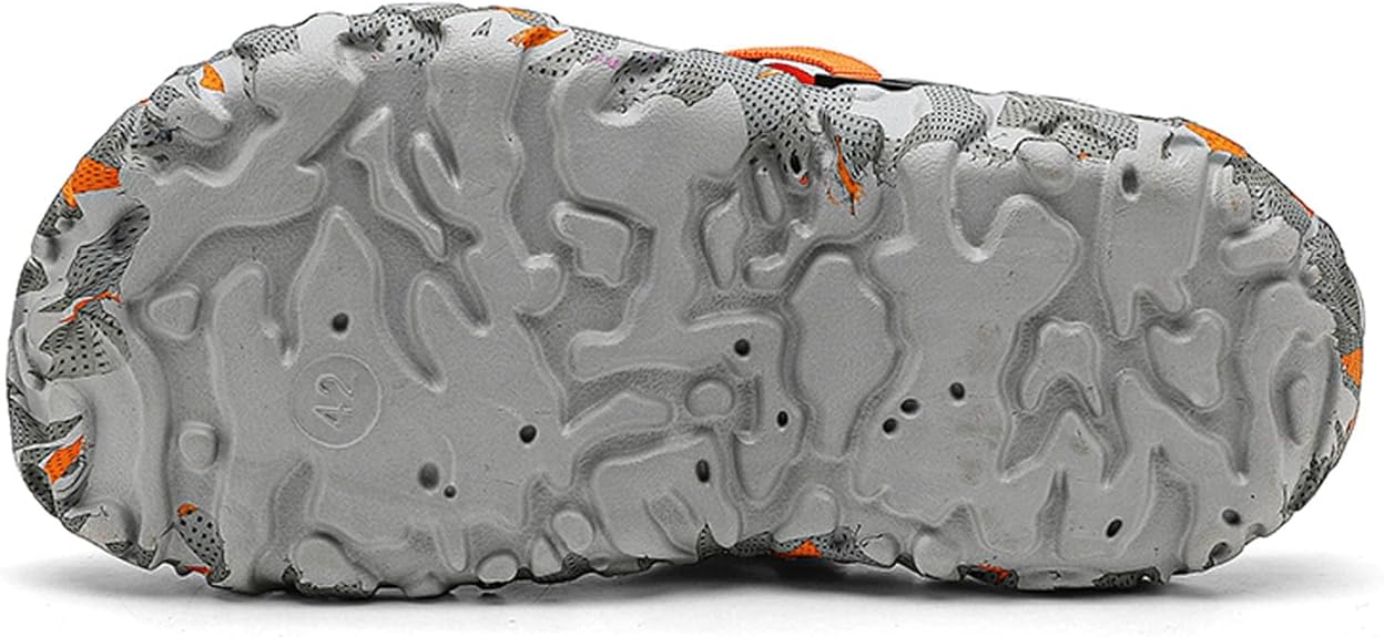 Camouflage Clogs™
