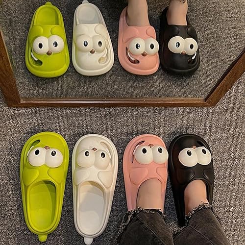 Kissing Slippers™