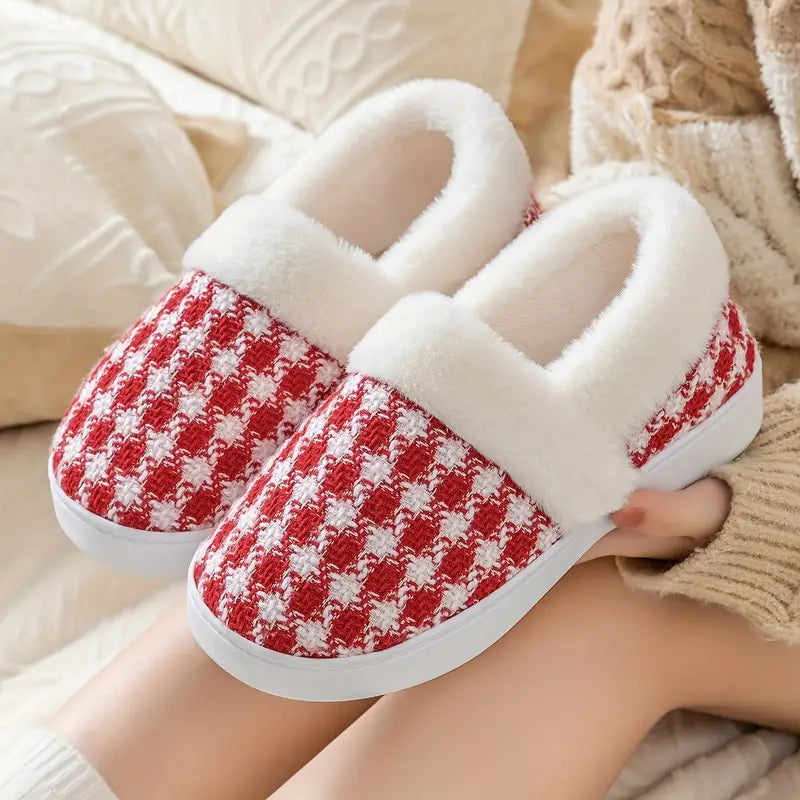 Houndstooth Slippers™