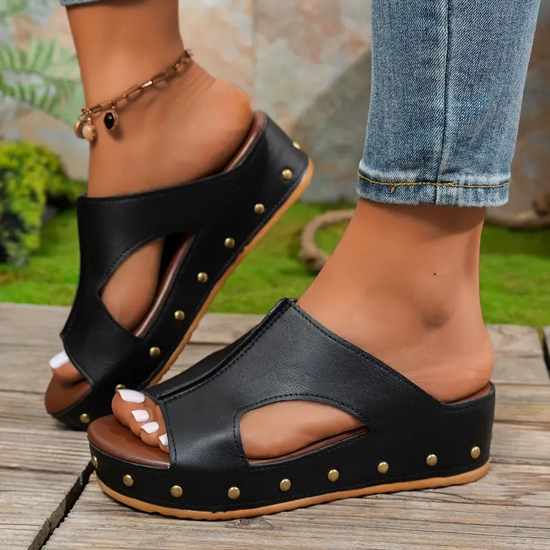 Elegant Studded Wedge Sandals™