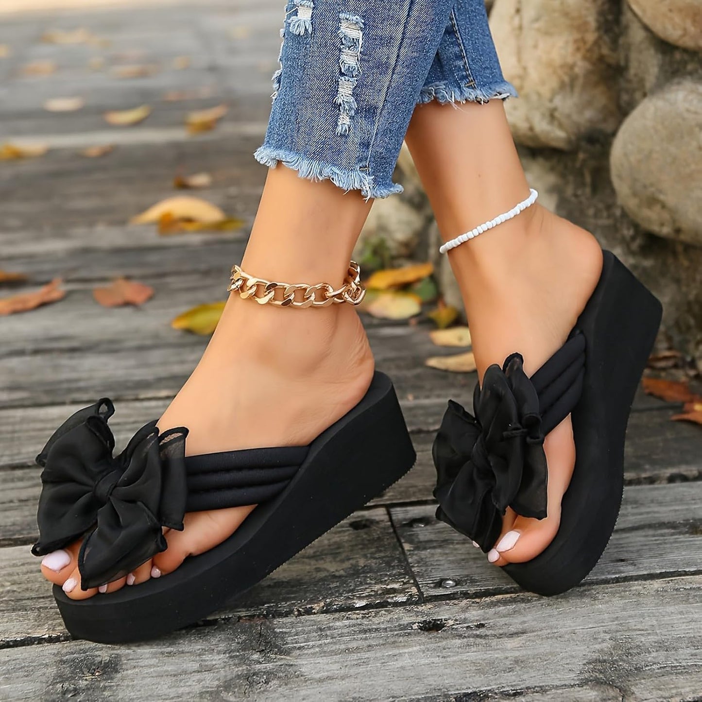 Priscilla Bow Slides™