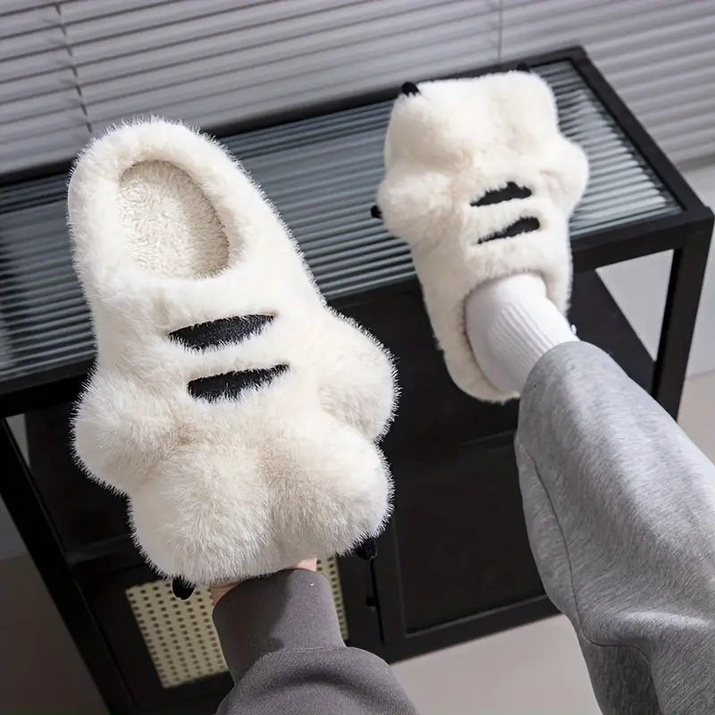 Bear Claw Plush Slippers™