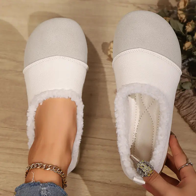 Cozy Luxe Indoor Slippers™