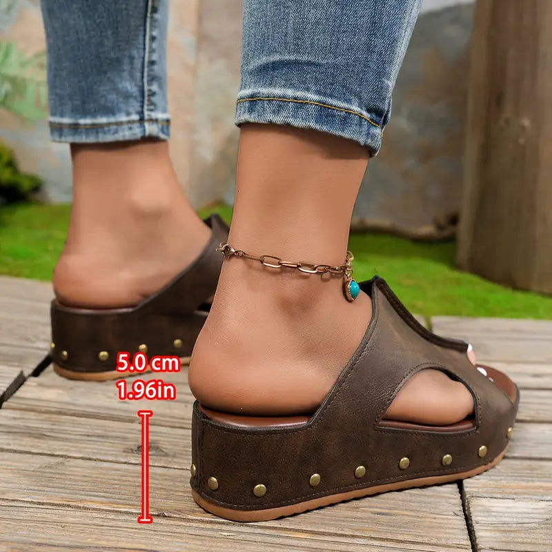 Elegant Studded Wedge Sandals™