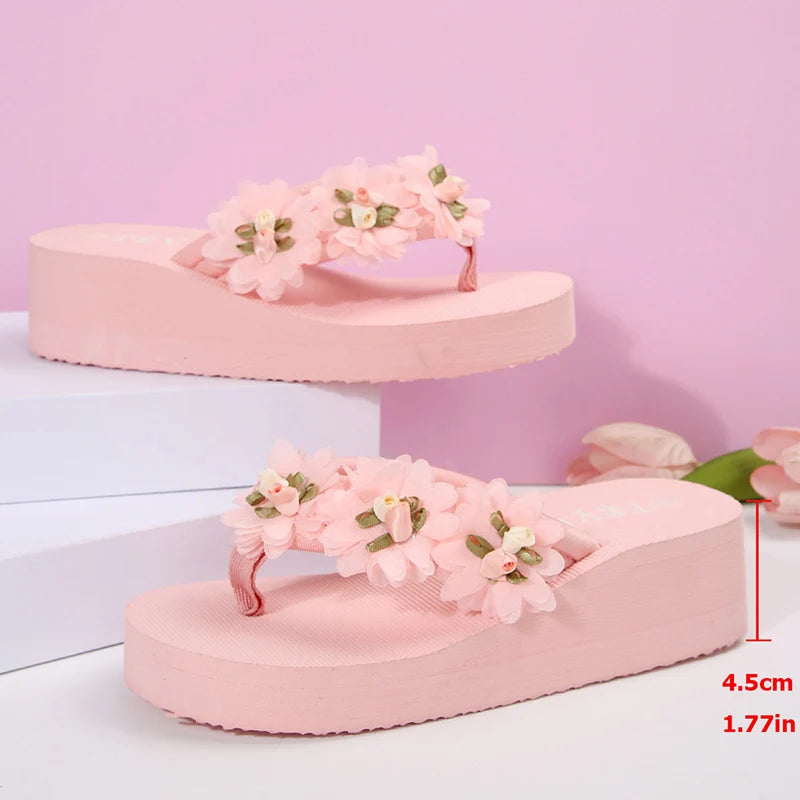 Maisie Blossom Flip Wedges™