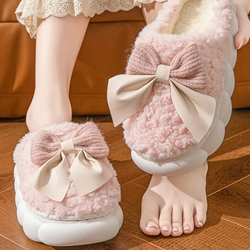 Cloud Bow Fur Slippers™