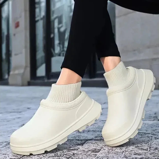 Cozy Cloud Clogs™