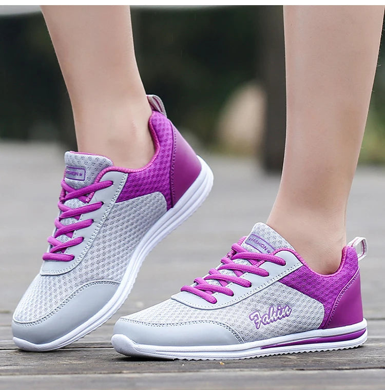 Beatrice Glide Sneakers™