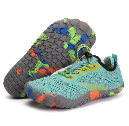 Kids Aqua Grip Sneakers™