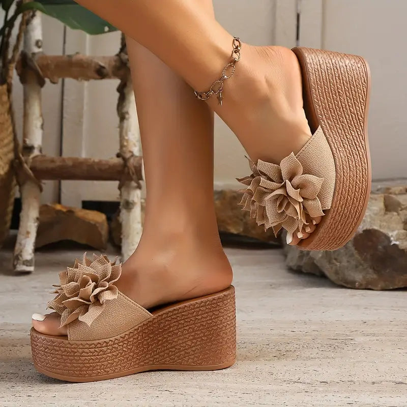 Floral Bliss Wedge Sandals™