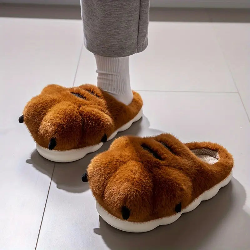 Bear Claw Plush Slippers™