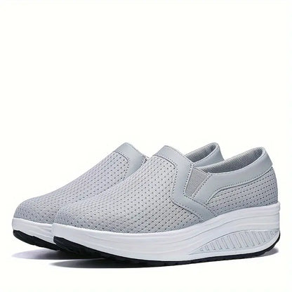 Gertrude Lift Sneakers™