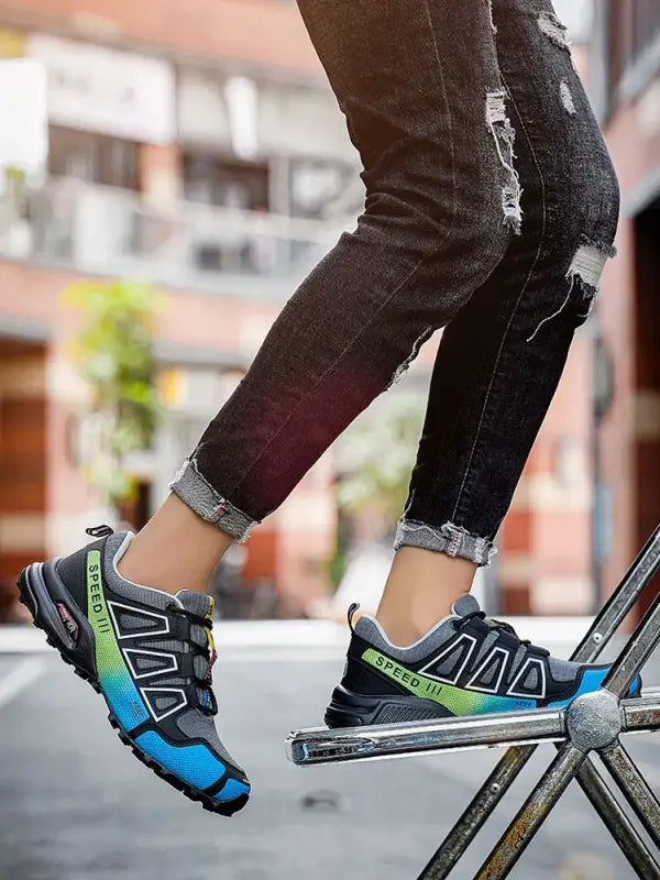 Metro Trek Shoes™
