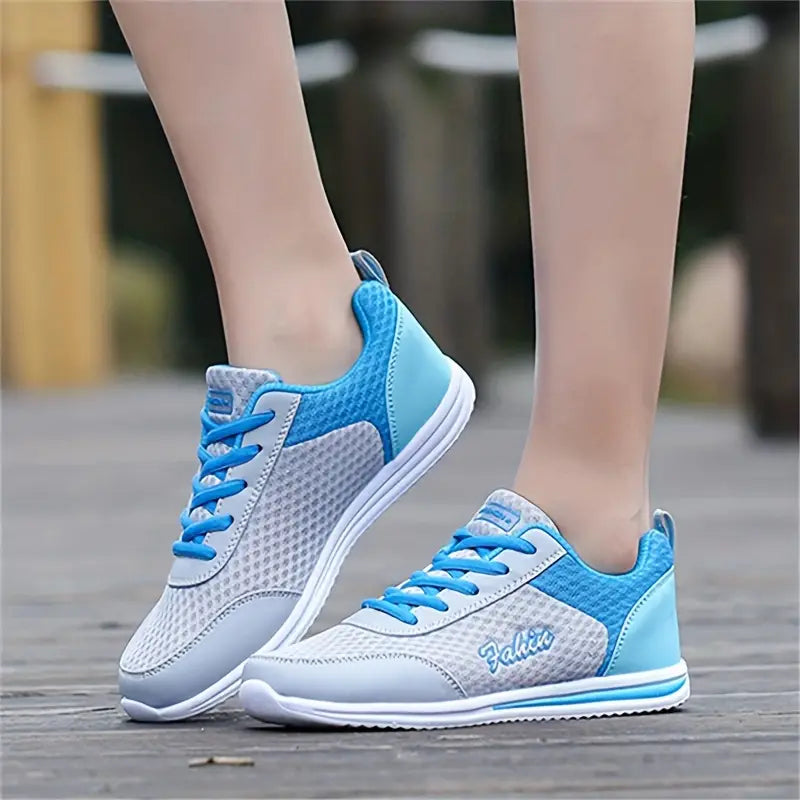Beatrice Glide Sneakers™