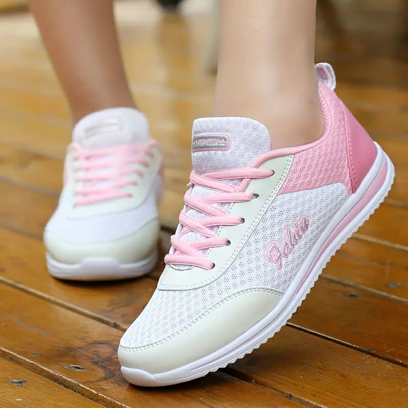 Beatrice Glide Sneakers™