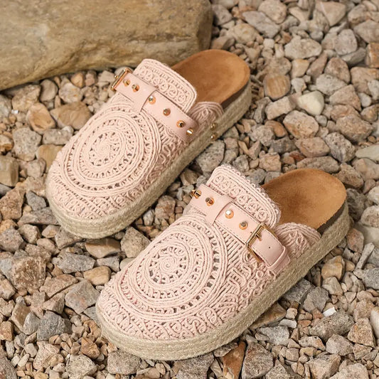Geely Lace Wooden Clogs™