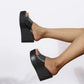 Noir Wedge Slides™